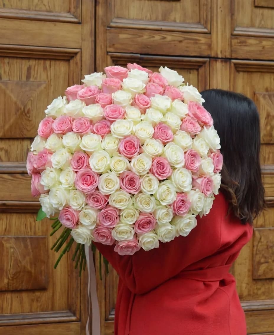 Bouquet di 100 rose - Light Pink White